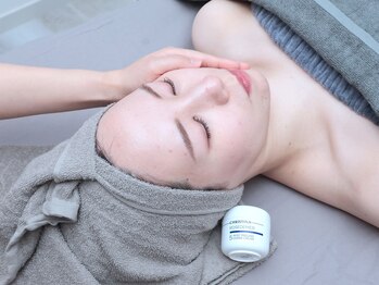 サロンソワ(salon 想和)/クリスティーナ/ローズドメーラ