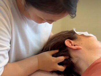 パトリ(Patori)の写真/パソコンやスマホ使用が多く、眼精疲労でお悩みの方にとくに人気のヘッドスパ◎コリをほぐしてスッキリ！！