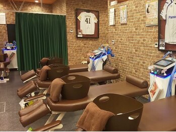 寝屋川駅前整骨院の写真/お悩みは我慢せず当院へご相談下さい!「良くなりたい」という想いに全力サポート【B&M背骨歪み整体2980円】