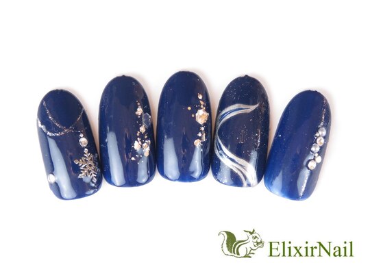 2025年冬】ネイビー 冬のネイルデザイン集｜人気順｜ホットペッパー  