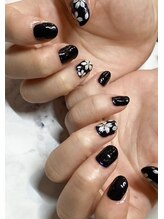 モニカ(Monica)/サンプルからアレンジ夜桜ネイル