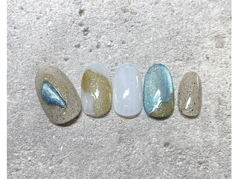 アミュレット(AMULET)/7月定額 6050円(税込)