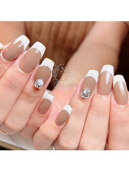 ネイルフルール/