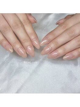 リッシュ トロワ(RICHE trois)/マオジェルワンカラー