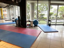 ゴールドジム 渋谷東京/テラスストレッチエリア