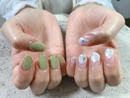 ちぐはぐぷっくりネイル