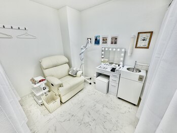 ホワイトニングショップ 小山店/【お部屋1】