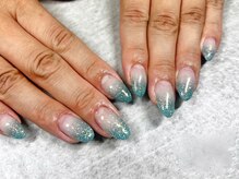 ラヴィズム アイラッシュ アンド ネイル (LUVISM)/ラメグラデーション♪担当:菊池