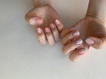 タクミ カルム TAKUMI CALME/アシメネイル