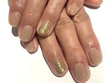 カラン 焼津店(CALIN)/アクセントゴールドネイル