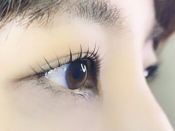 エメル(Emer)/《まつげパーマ》