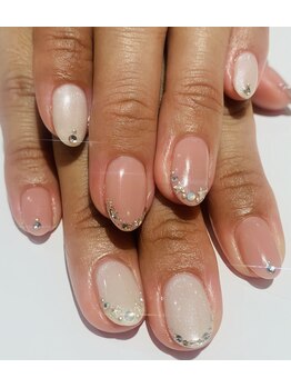 カラン 焼津店(CALIN)/綺麗めラメフレンチ