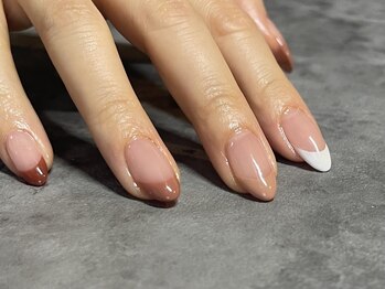 ロナネイル(RONA NAILS)/