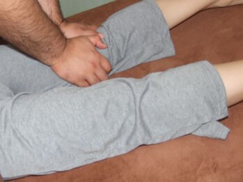 もみほぐし専科 もみせん/【太もも】