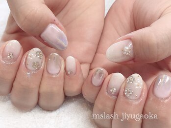 エムスラッシュアヴェダ 自由が丘(M.SLASH AVEDA)/オーロラミラーネイル