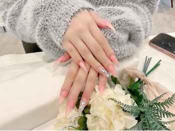 ブリエカドー(Briller Cadeau)/ワンホンネイル(スカルプ)