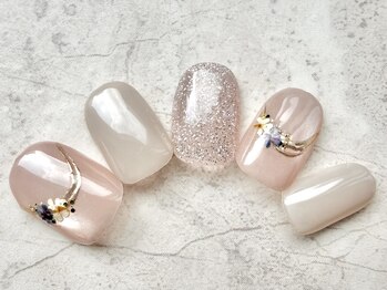 コーラルワン(CORAL ONE)の写真/JNEC1級取得のベテランネイリストがケア重視で施術!指先から女性らしい色っぽさを演出☆