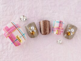 【FOOT】トレンドチェックネイル
