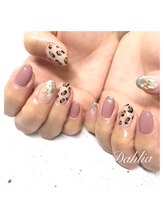 エラ(Ella.)/パーツでフラワーネイル