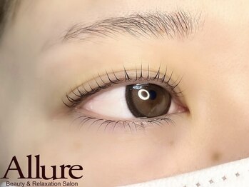 アリュール(Allure)/まつげパーマ【カール】
