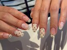 レース×ドットネイル