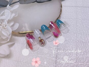 フローラネイルサロン/