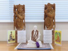 リボーン(reborn)/タイ古式の祖シヴァゴ先生像です