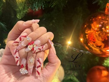 リリー 大阪駅前第一ビル店(Lily)の写真/亀裂・ひび割れ・爪が弱いetc…爪のお悩みはチップ長さ出しで解決★フィルインオフで自爪にも優しい♪