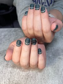 変形フレンチ+リングネイル