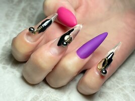 個性的モード系アート