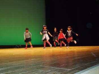 ともさか整体院/鴻池新田ダンス 東大阪市ダンス