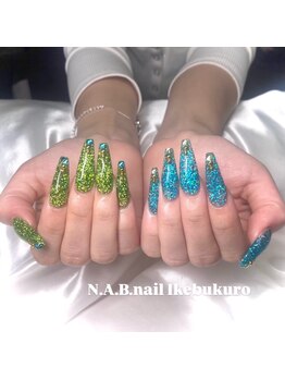 エヌエービー(N.A.B.)/個性派ラメワンカラー