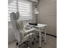 ネイル スタジオ アルマ(NAIL STUDIO ALMA)の雰囲気（モダンニュアンス×モードな店内）