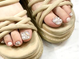 埋め尽くしフットネイル