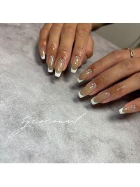 white french nail