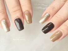 リッシュ トロワ(RICHE trois)/こっくりブラウンの秋ネイル