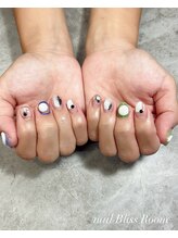 ブリスルーム(Bliss Room)/ショートネイルデザイン