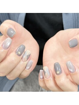 タイニーネイル(tiny nail)/グレーアーガイルネイル