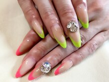 ラビング(Loving)/名古屋　栄　錦　深夜　ネイル