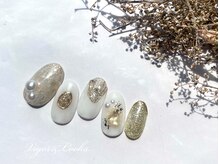 ヴィガー アンド ルックス 白金 目黒(Vigor&Looks)/ゴールド　ホワイト　パール