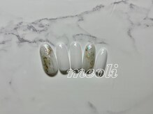 ミオリィ(meoli)/ワンカラー＋ラメアート