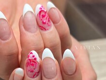 ヴィヴィアン ネイル(Vivian nail)/繊細　ドルガバ　デザイン