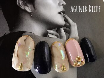アグニークリッシェ(Agunik Riche)/【大理石ネイル】
