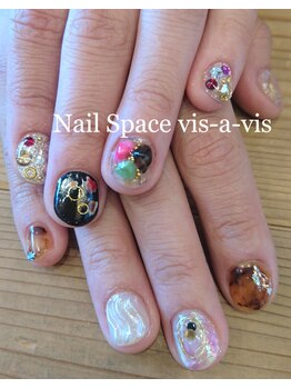 ネイルスペース ヴィザヴィ(NailSpace Vis-a-vis)/個性派ネイル
