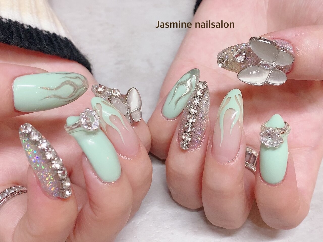 ジャスミン ウェディングネイル ブライダルネイル マグネットネイル スカルプ#ウェディングネイル#マグネットネイル#グラデ#ワンホン