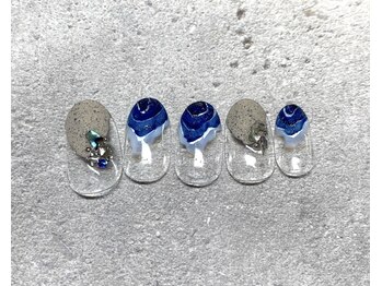 アミュレット(AMULET)/7月定額 6050円(税込)