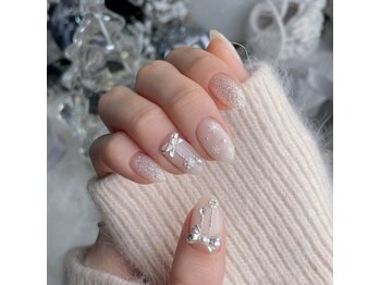 ユリナリタ(YuRi Narita)/