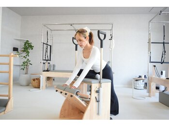 ラ ピラティス 宮崎店(La pilates)の写真/ピラティスで夏に向けた体つくり！健やかなヒップアップと太ももケアを丁寧に叶えるサロン♪