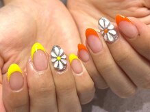 リッチネイル(Rich Nail)/ネオンフレンチ