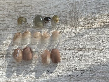 クレセント アイ アンド ネイル 大濠公園店(Crescent)/月替わりチップデザイン